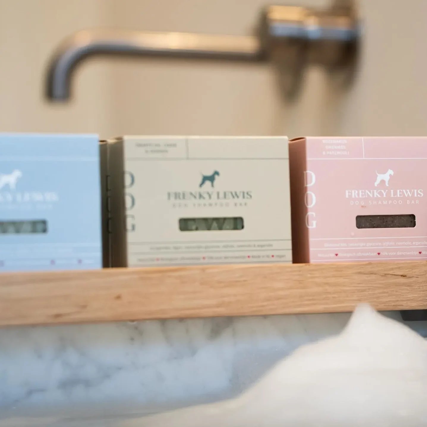 Frenky Lewis 100% Natural Dog Shampoo Bar - Black Oak, Cedar &amp; Pine 